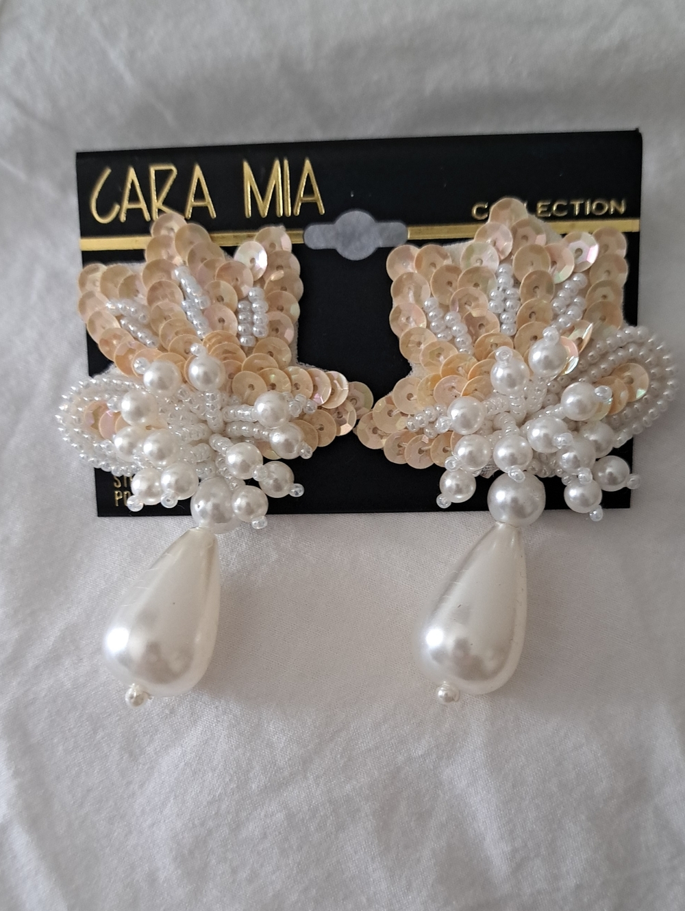 Retro CARA MIA Pearl & Sequin Statement Earrings - Champagne/White dangle pierce